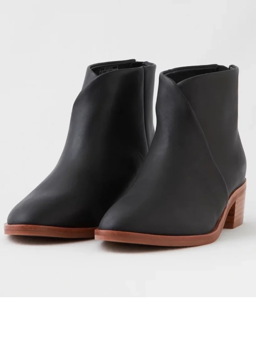 Soludos Stacked Heel Leather Venetian Boots in Black size 7